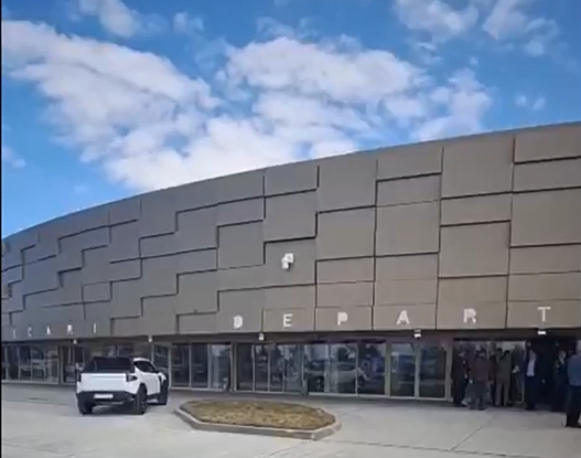 Imagine cu noul terminal de pasageri de la Aeroportul Mihail Kogălniceanu, deschis pentru călători