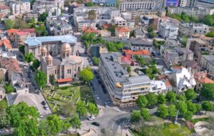 Imagine aeriană cu zona Peninsulară din Constanța și Catedrala Arhiepiscopală, unde vor fi impuse restricții de circulație în noaptea de Înviere