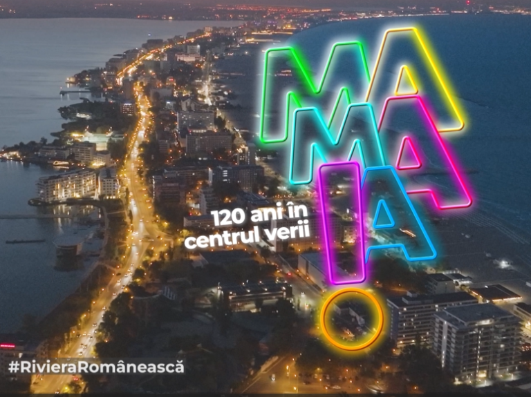 Stațiunea Mamaia văzută de sus, cu mesajul Mamaia 120 de ani în centrul verii