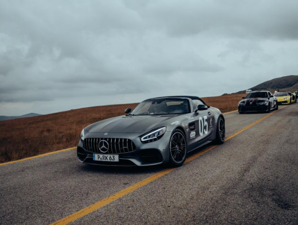 Mașini sport participante la Grand Rally Tour