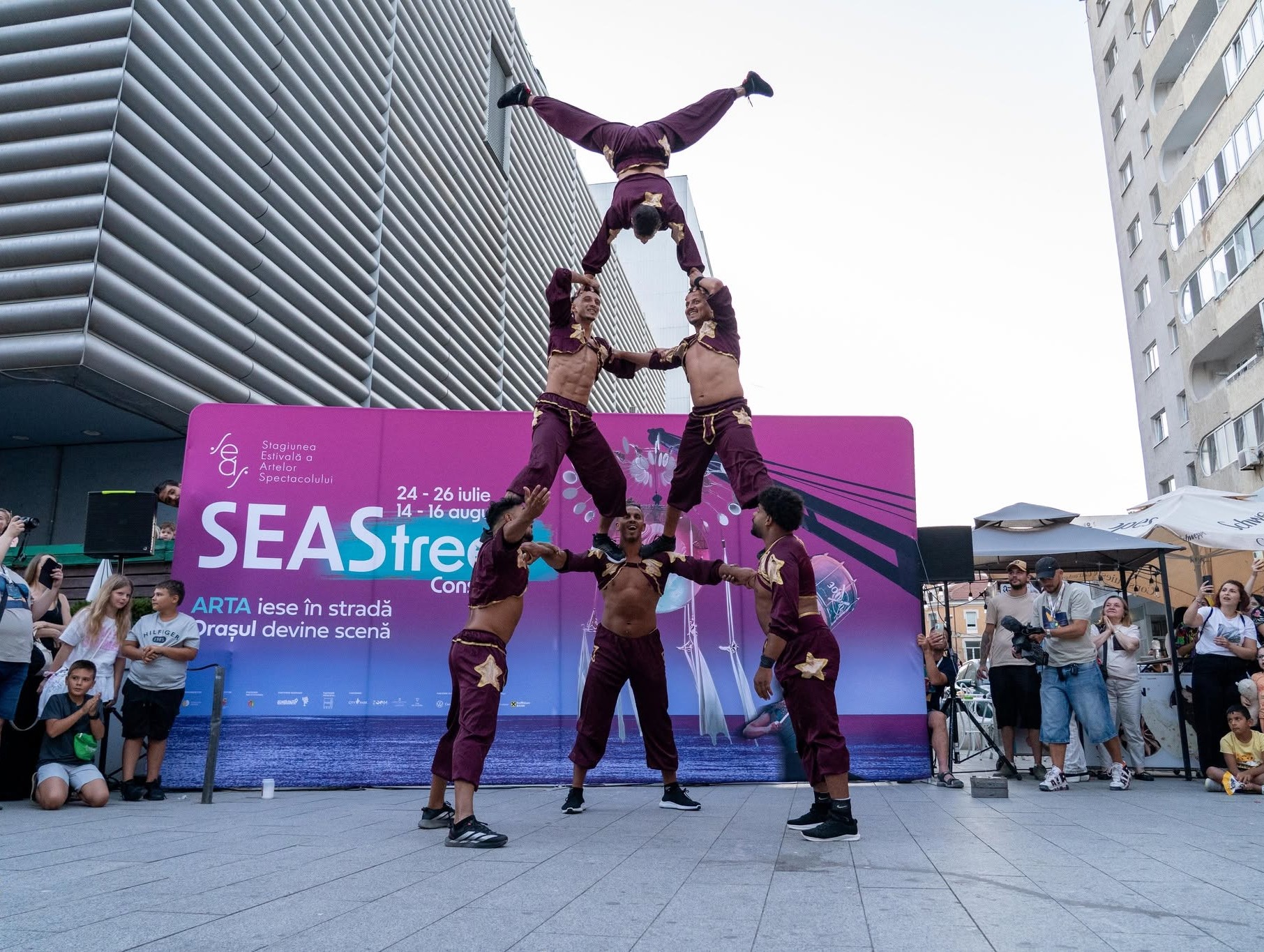 Spectacol de acrobație la SEAStreet 2026, în Constanța