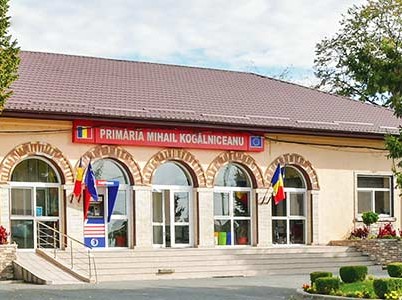 Alt text: Sediul Primăriei Comunei Mihail Kogălniceanu