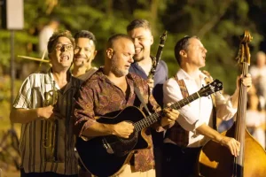 Eddie Luis 5, ansamblul austriac invitat la Cazino Music Festival din Constanța
